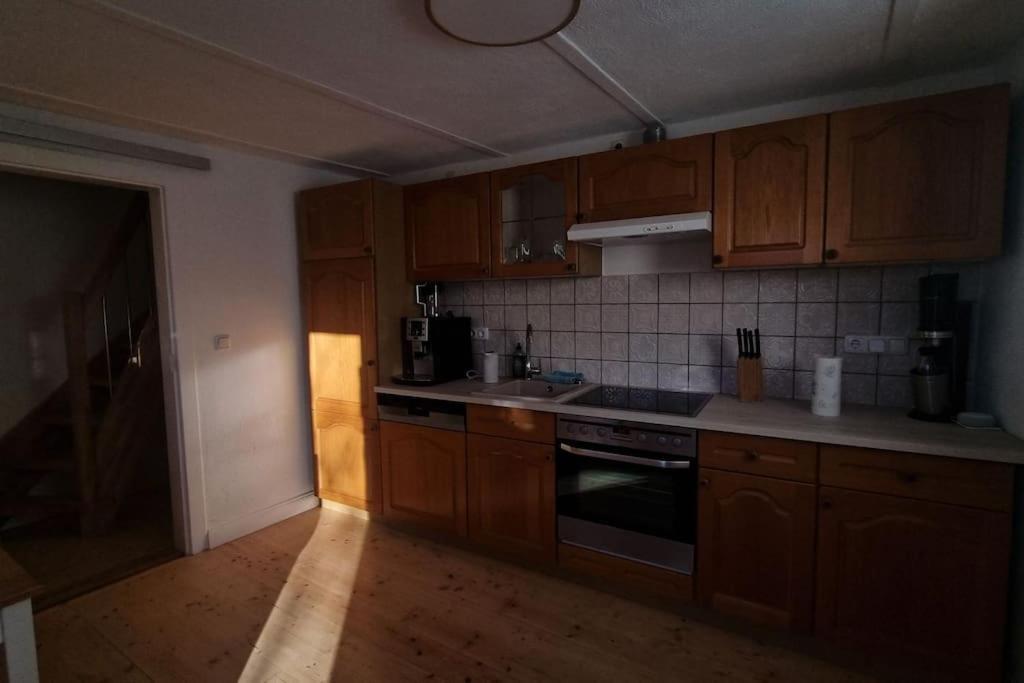 Apartamento Wohnen In Niederweimar Zwischen Marburg Und Giessen Exterior foto