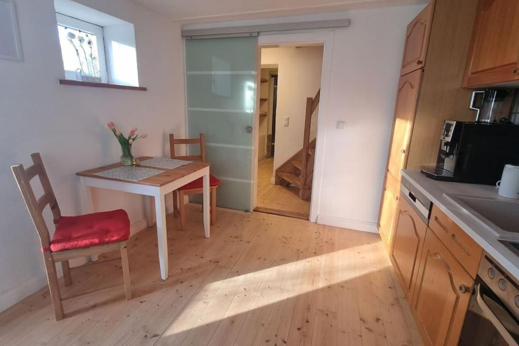 Apartamento Wohnen In Niederweimar Zwischen Marburg Und Giessen Exterior foto